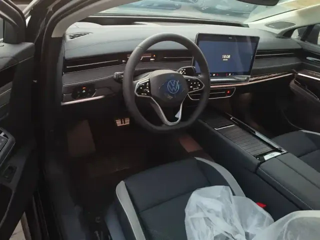Volkswagen ID.7 Vizzion — Фото автомобиля 12