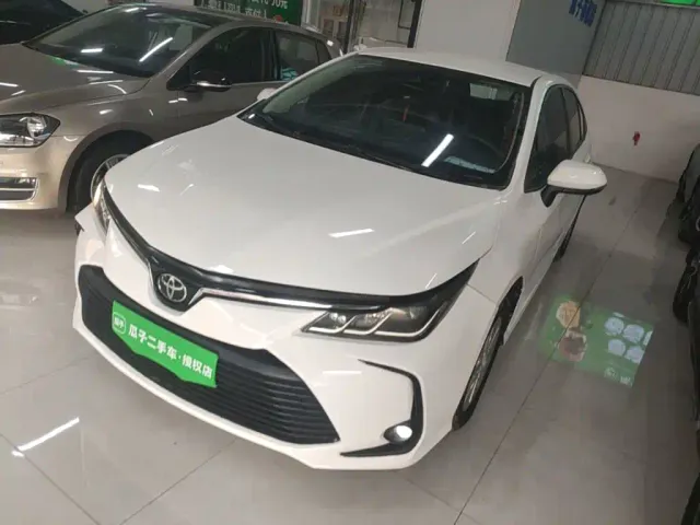 Фотография автомобиля — Toyota Corolla
