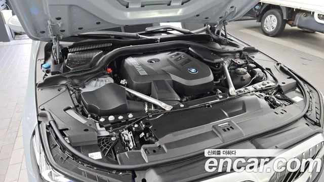 BMW 5-Series — Фото автомобиля 6