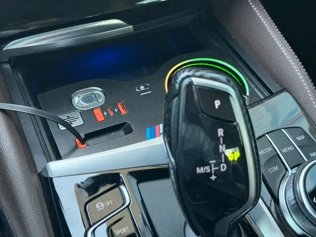 BMW 5 Series — Фото автомобиля 15