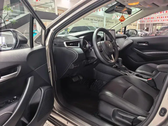 Toyota Corolla — Фото автомобиля 8
