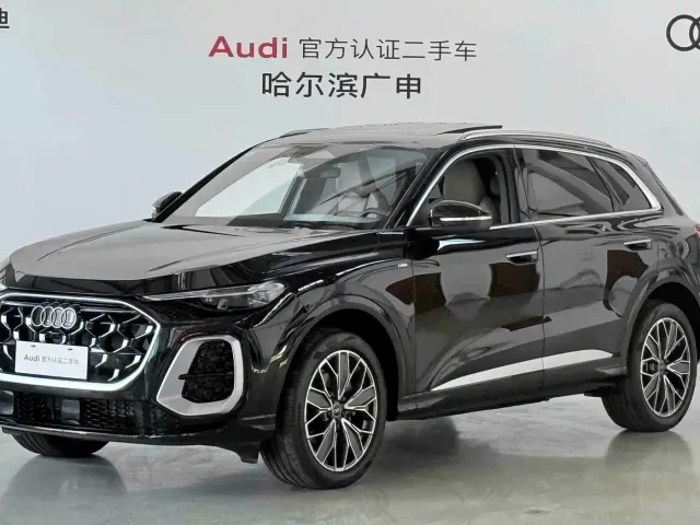 Фотография автомобиля — Audi Q5L