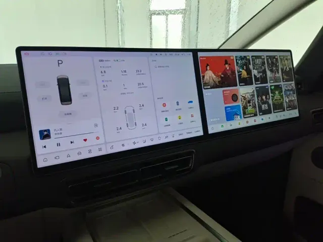 Li Auto MEGA — Фото автомобиля 12