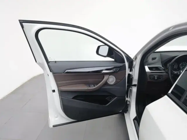 BMW X2 — Фото автомобиля 8