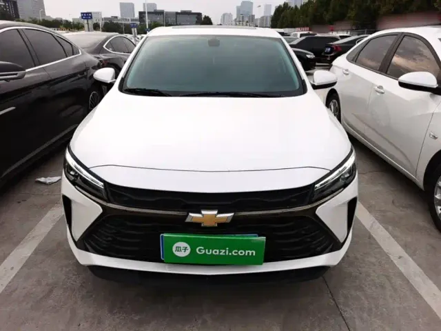 Chevrolet Monza — Фото автомобиля 2