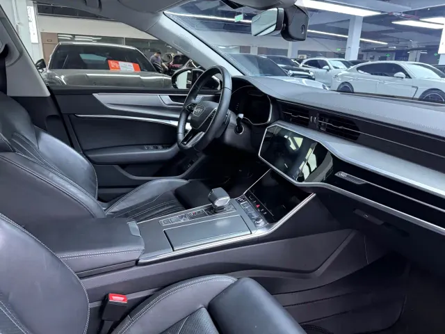 Audi A7 — Фото автомобиля 12