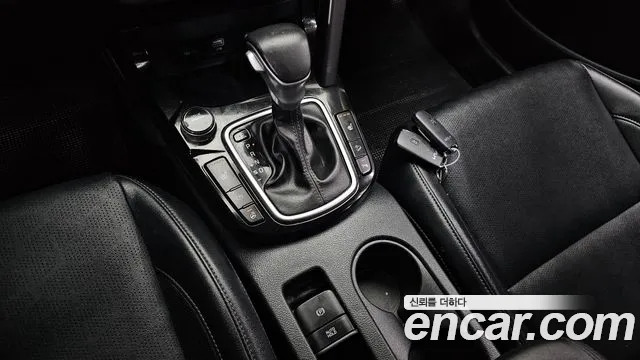 Kia Seltos — Фото автомобиля 12