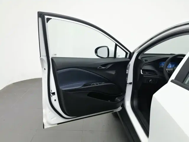 Buick Velite 6 — Фото автомобиля 8