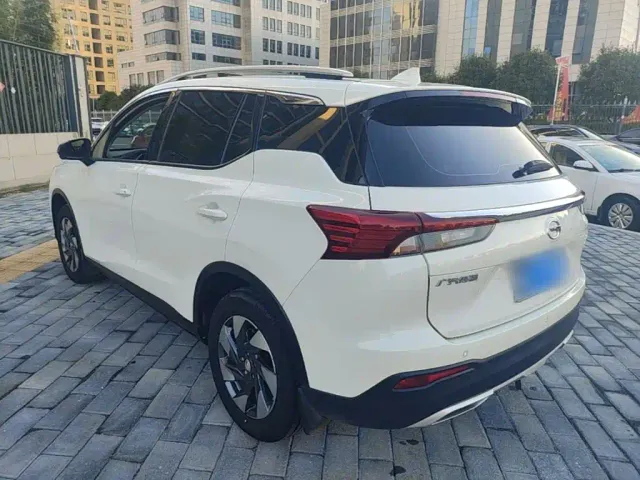 GAC Trumpchi GS4 — Фото автомобиля 4