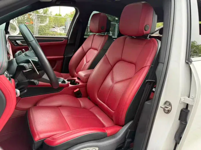 Porsche Macan — Фото автомобиля 7