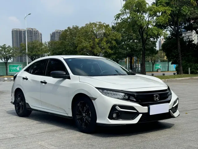 Honda Civic — Фото автомобиля 3