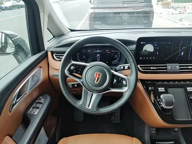 Hongqi HQ9 PHEV — Фото автомобиля 14