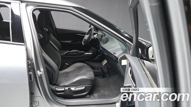 Kia EV6 — Фото автомобиля 10