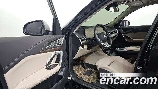 BMW X1 U11 — Фото автомобиля 10