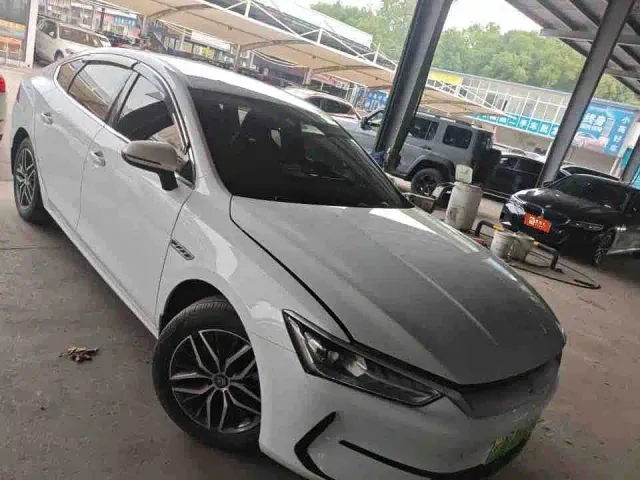 BYD Qin PLUS — Фото автомобиля 2