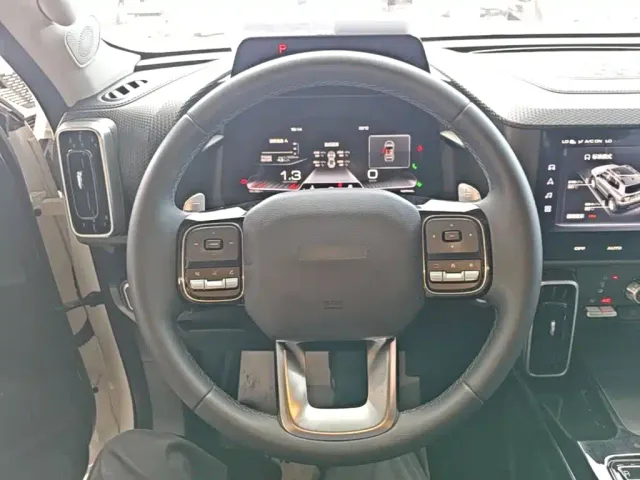 Haval Big Dog — Фото автомобиля 10