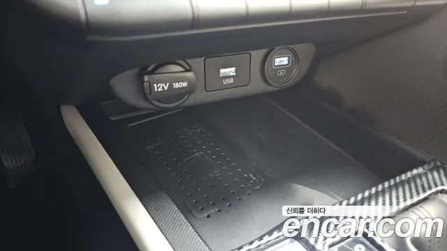 Hyundai AVANTE Inspiration — Фото автомобиля 13