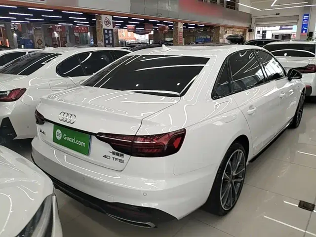 Audi A4L — Фото автомобиля 6