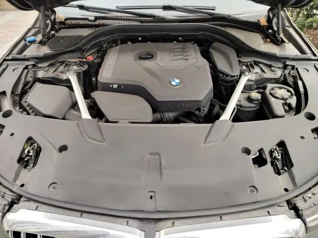 BMW 6 Series Gran Turismo — Фото автомобиля 10
