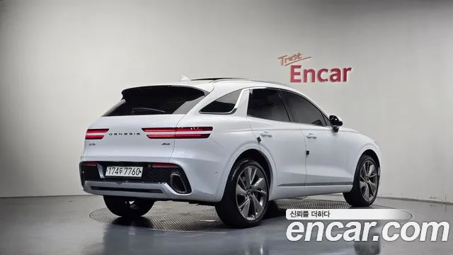 Genesis GV70 — Фото автомобиля 2