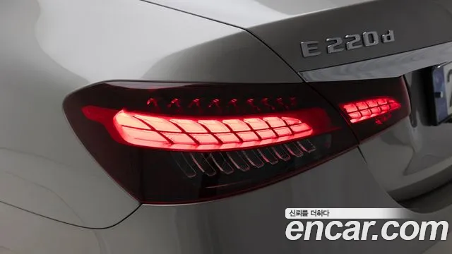 Mercedes-Benz E-Class W213 — Фото автомобиля 20