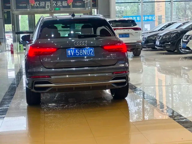 Audi Q3 — Фото автомобиля 5