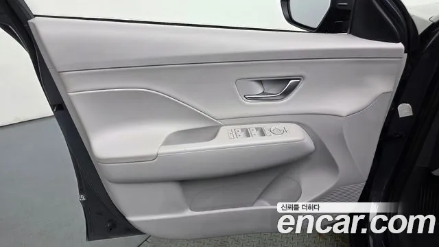 Hyundai Kona Kona (SX2) Бензин 1.6 турбо 2WD — Фото автомобиля 24