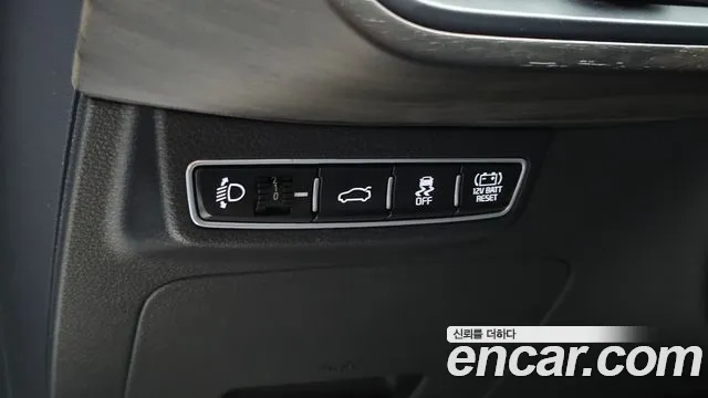 Kia K8 Hybrid — Фото автомобиля 27