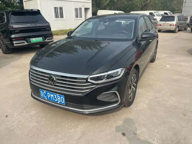 Фотография автомобиля — Volkswagen Lavida