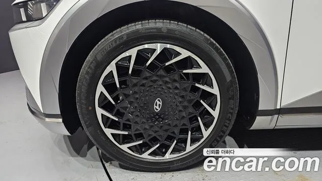 Hyundai Ioniq5 Ioniq5 Long Range AWD — Фото автомобиля 5