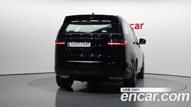Land Rover Discovery — Фото автомобиля 4