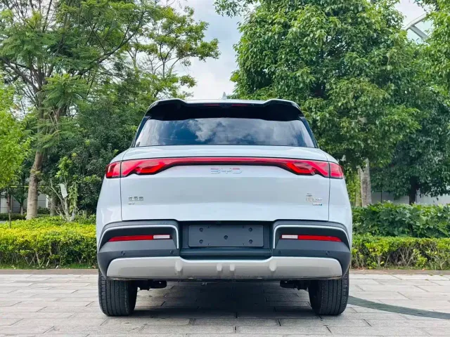 BYD Yuan UP — Фото автомобиля 24