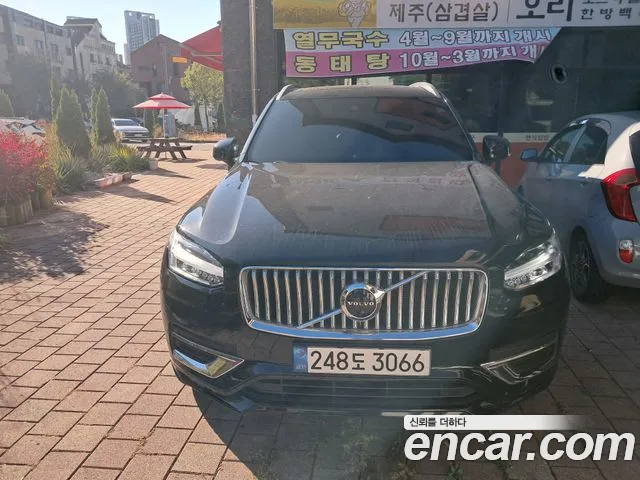 Фотография автомобиля — Volvo XC90