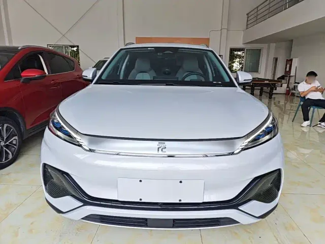 BYD Yuan PLUS — Фото автомобиля 2