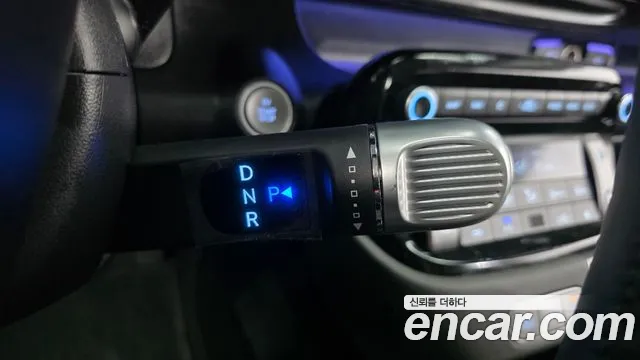 Hyundai Casper Electric — Фото автомобиля 12