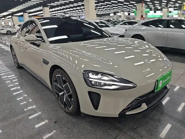 Xiaomi SU7 — Фото автомобиля 3