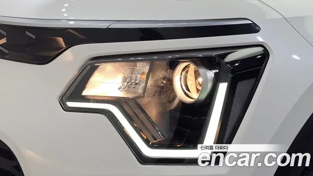 Kia Niro — Фото автомобиля 7
