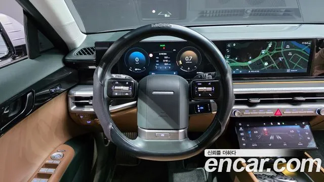 Hyundai Grandeur Grandeur (GN7) 2.5 Бензин 2WD — Фото автомобиля 11
