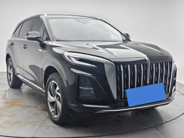 Hongqi HS3 PHEV — Фото автомобиля 3