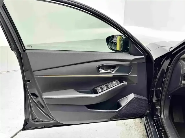 Honda Accord — Фото автомобиля 8