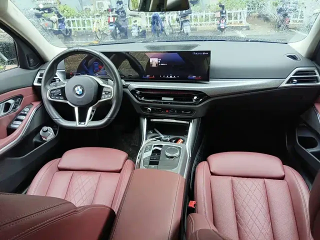 BMW 3 Series — Фото автомобиля 12