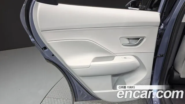 Hyundai Kona SX2 — Фото автомобиля 25