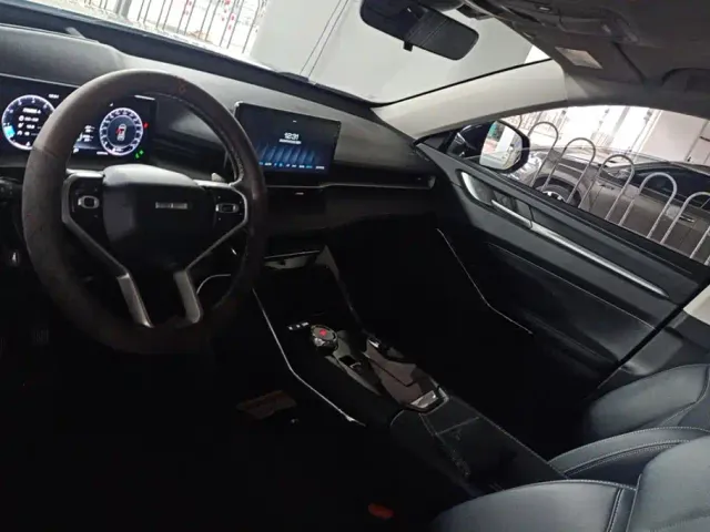 Haval H6 — Фото автомобиля 12