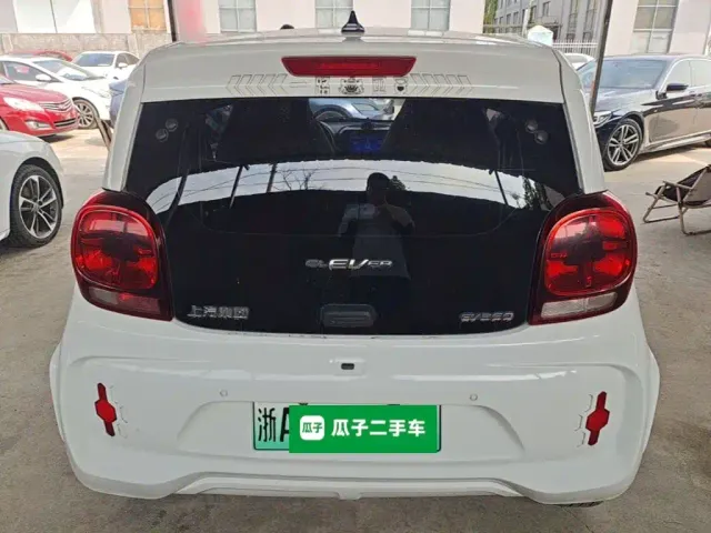 Roewe Clever — Фото автомобиля 5
