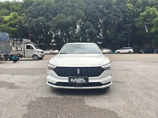 Bestune B70 — Фото автомобиля 2