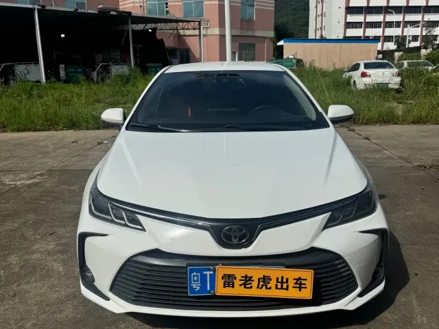 Toyota Corolla — Фото автомобиля 2