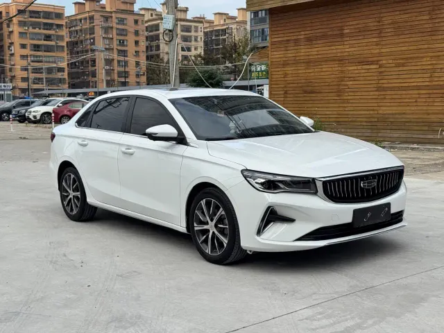 Geely Emgrand — Фото автомобиля 3