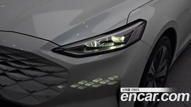 Kia K8 Hybrid — Фото автомобиля 7