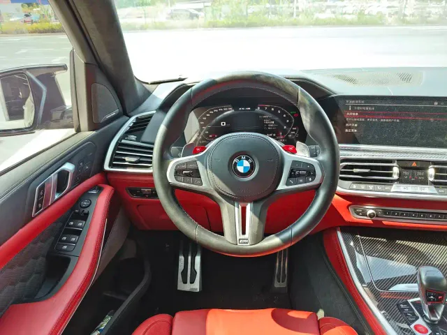 BMW X5 M — Фото автомобиля 11