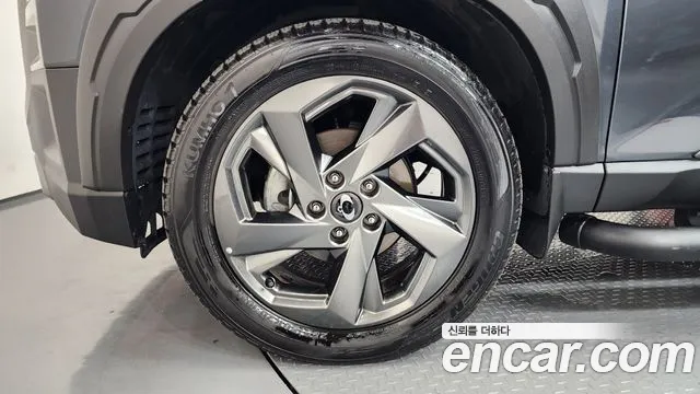 KG_Mobility_Ssangyong Rexton Новый Rexton Sport Khan Дизель 2.2 4WD — Фото автомобиля 3